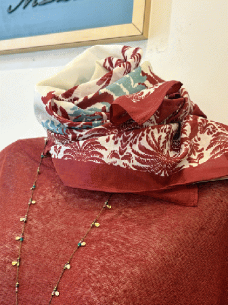 一年中使える綿絹素材のスカーフ♪(IBLUES)