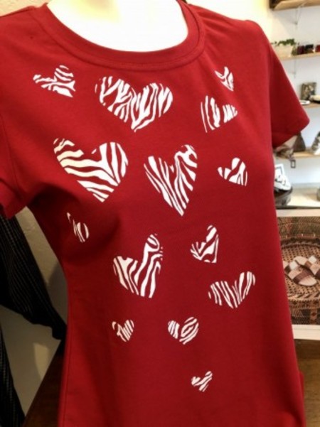 元気いっぱい真紅色のハートTシャツ♡(PENNYBLACK)