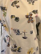 ひと味違う上品なデザインがポイントのカットソー♪(MARELLA)