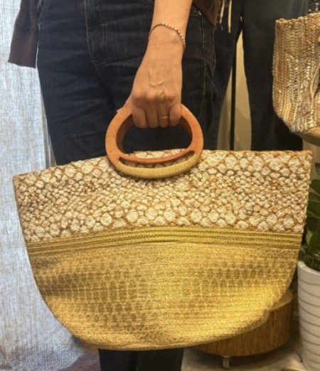 これからの季節に持ちたい夏のゴージャスBAG♪(インド製)