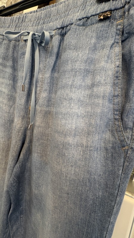 麻100%の軽快で涼しいパンツ♪(MARCCAIN)